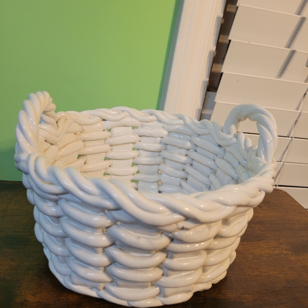 Ceramic hand woven basket made in Italy